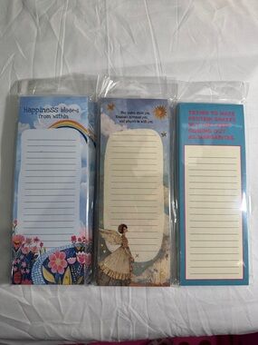2 Notepads of Random Design NWT